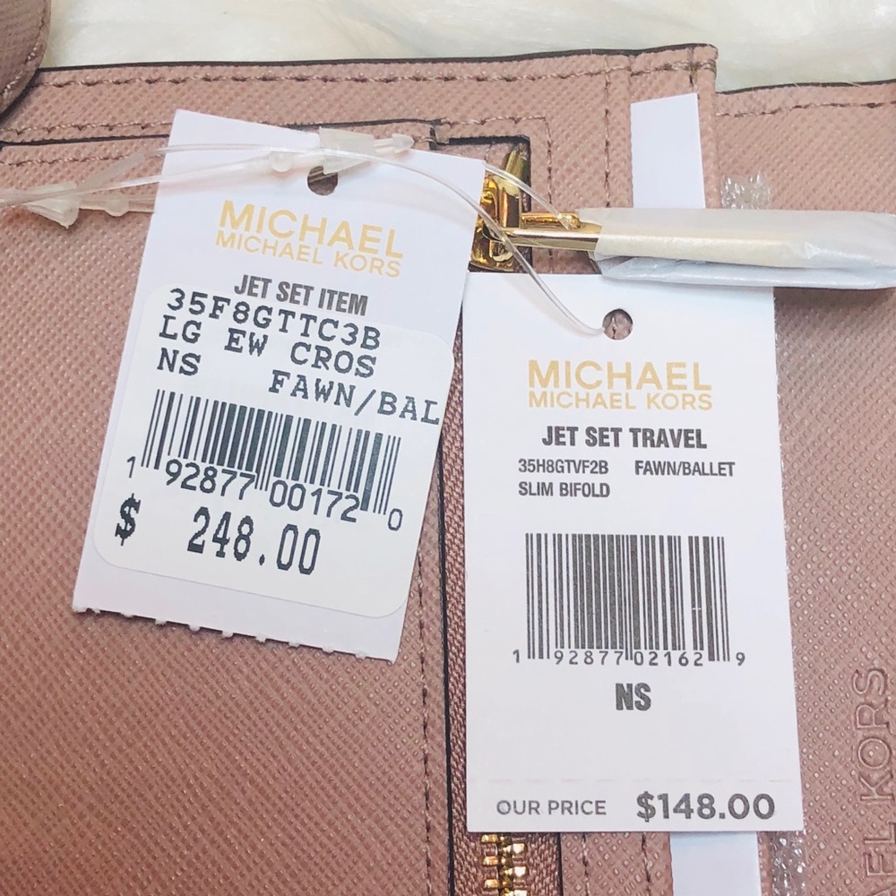 Michael Kors Jet Set Crossbody Wallet Set - Picture 8 of 8